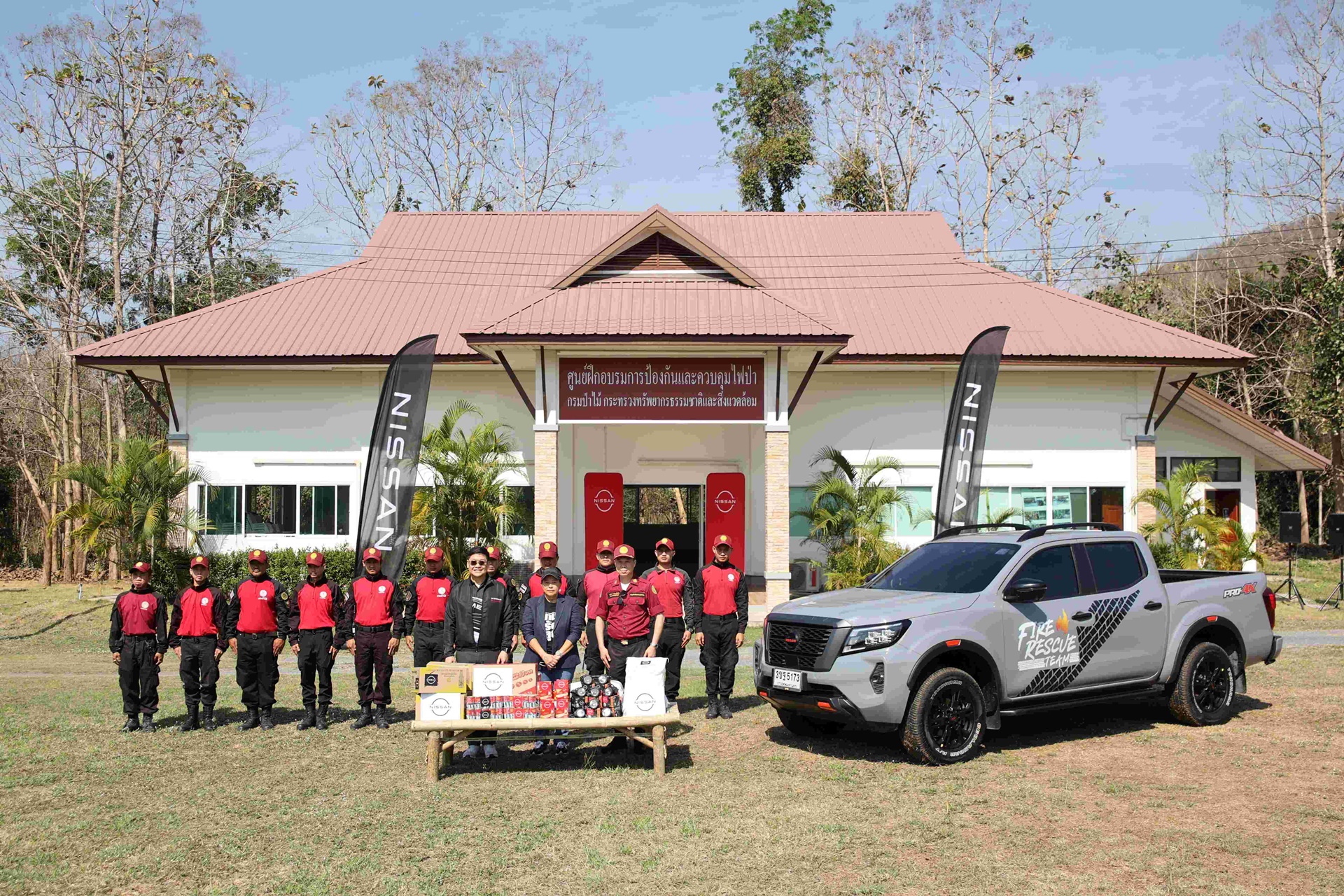 Nissan_Fire Hawk team_01