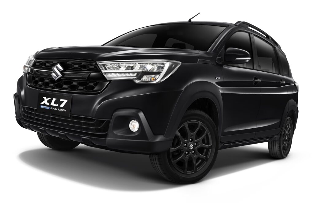 4 SUZUKI XL7 BLACK EDITION